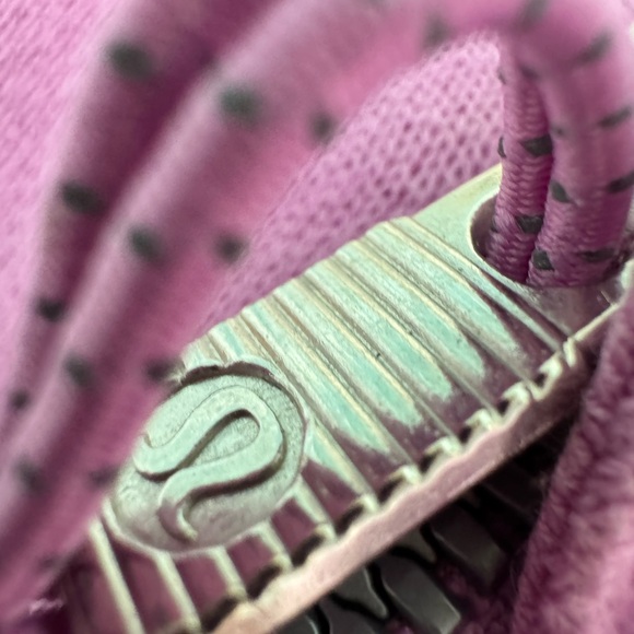 lululemon Cropped Pink 3/4 Zip Hoodie Woman’s SZ M/L - Picture 6 of 15